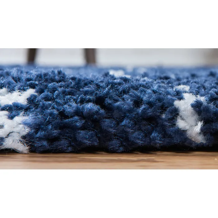 Unique-Loom-3144138-1