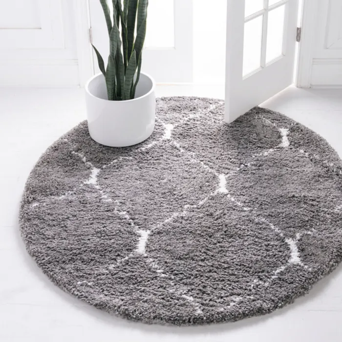 Unique-Loom-3144335-4