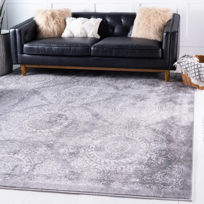 Unique-Loom-3144599-4