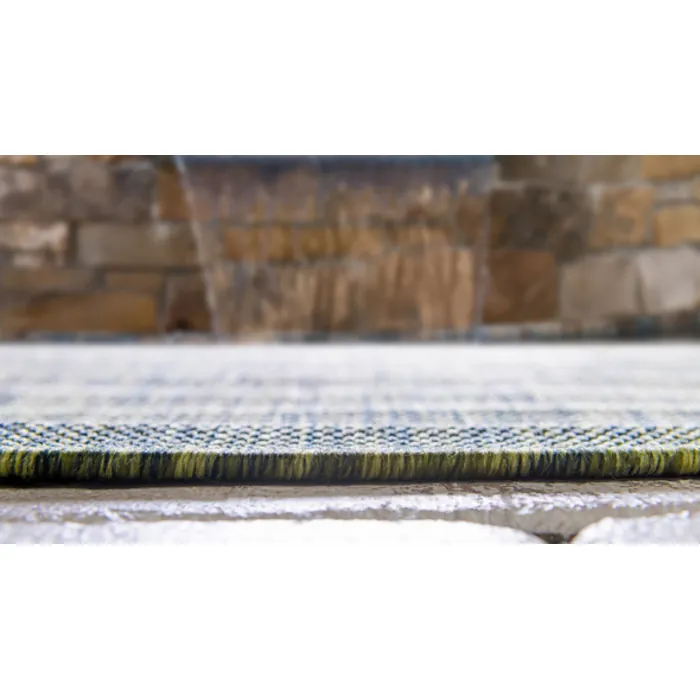 Unique-Loom-3145015-1