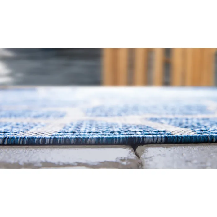 Unique-Loom-3145199-1