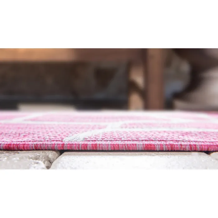 Unique-Loom-3145224-1