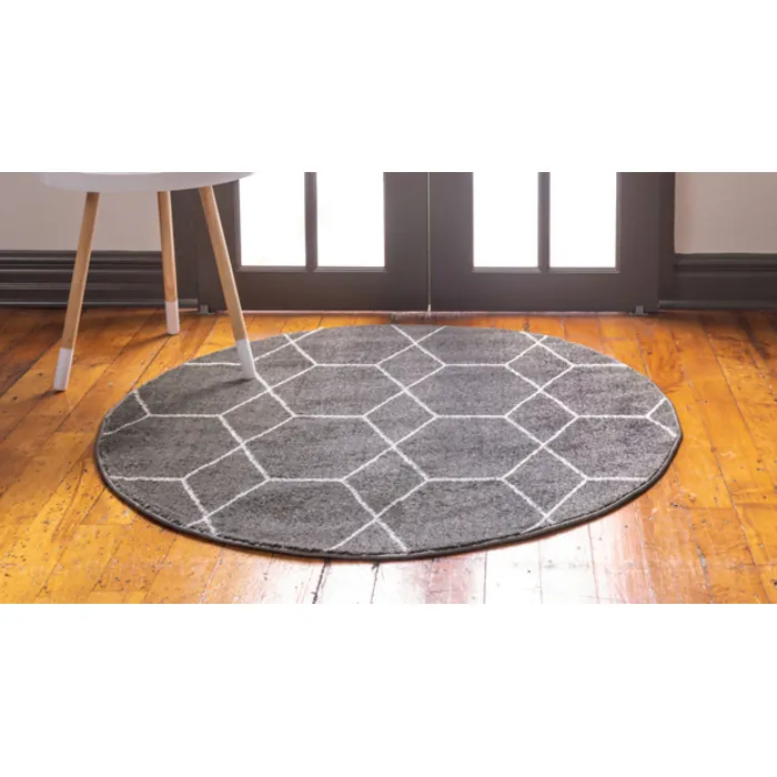 Unique-Loom-3145470-1