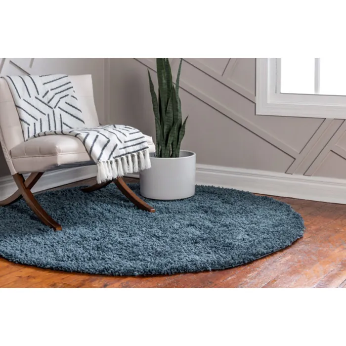 Unique-Loom-3145914-2