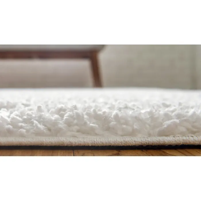 Unique-Loom-3145923-1