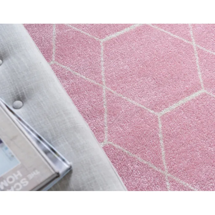 Unique-Loom-3146527-1