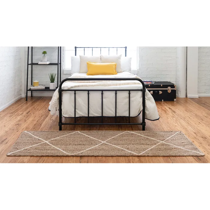 Unique-Loom-3146851-2