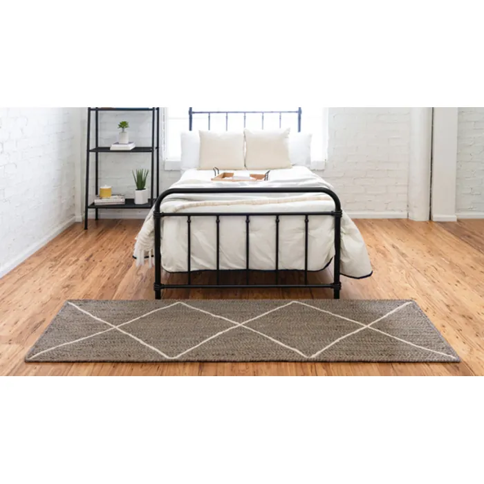 Unique-Loom-3146861-2