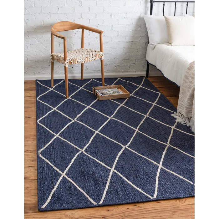 Unique-Loom-3146863-3