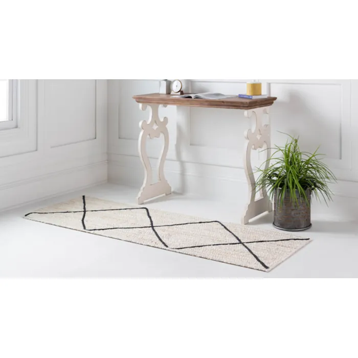 Unique-Loom-3146881-3