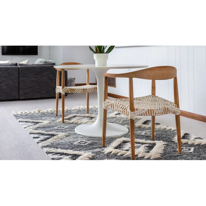 Unique-Loom-3146919-1