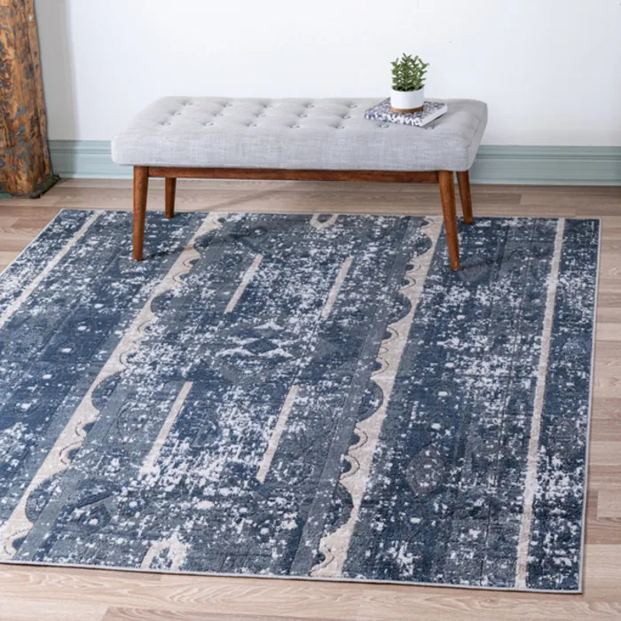 Unique-Loom-3147209-2