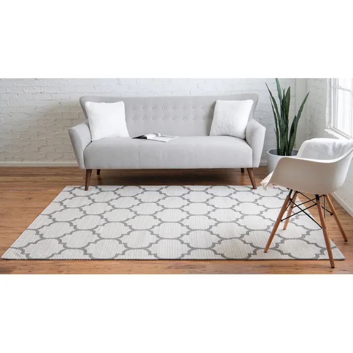 Unique-Loom-3148035-2