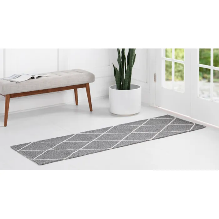 Unique-Loom-3148074-1