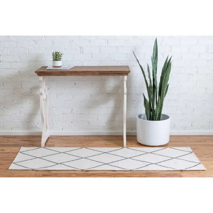 Unique-Loom-3148081-2