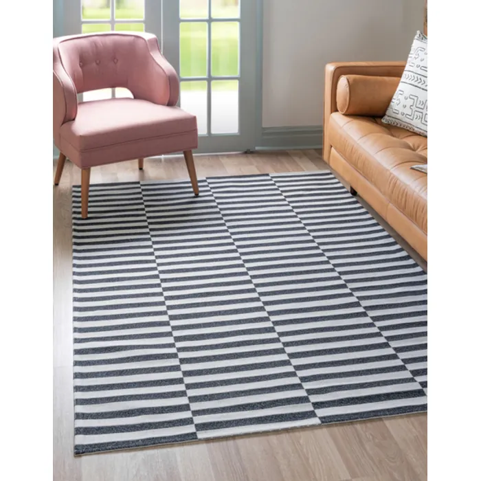 Unique-Loom-3148165-1