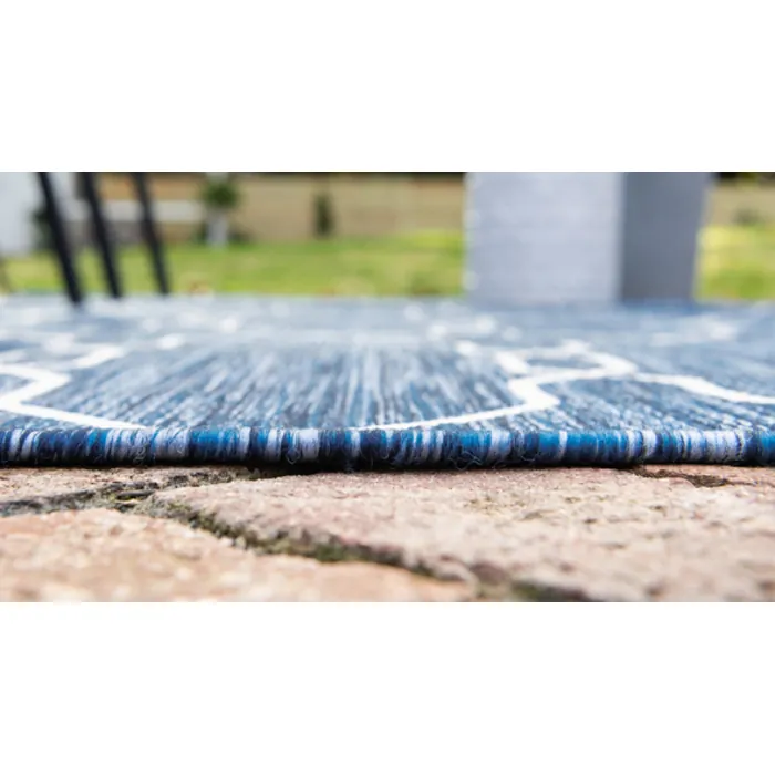 Unique-Loom-3148813-1