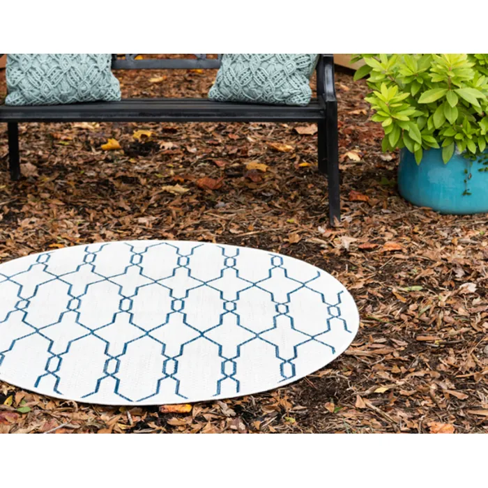 Unique-Loom-3148820-3