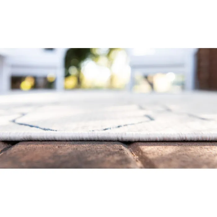 Unique-Loom-3148820-1