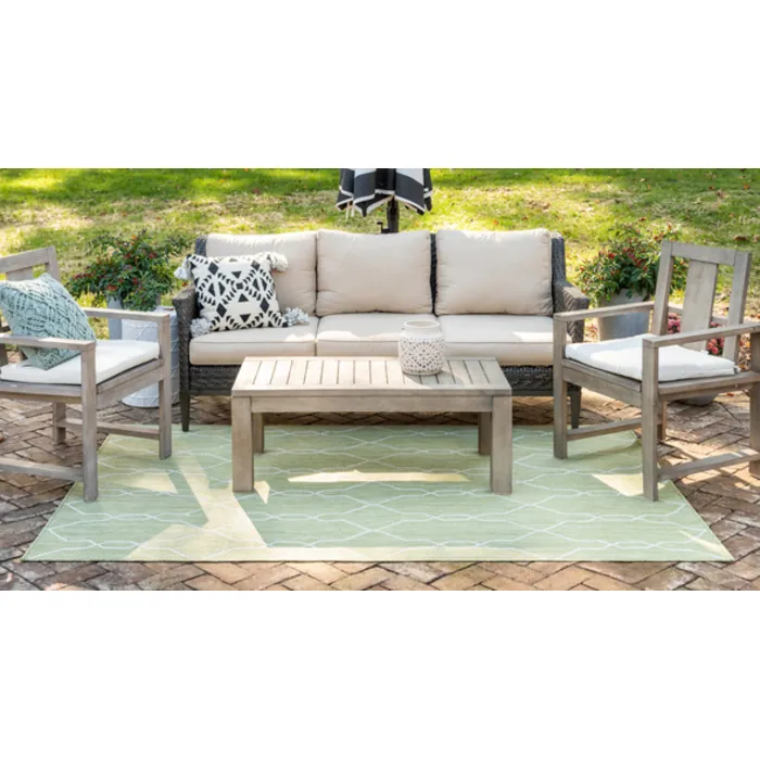 Unique-Loom-3148830-2