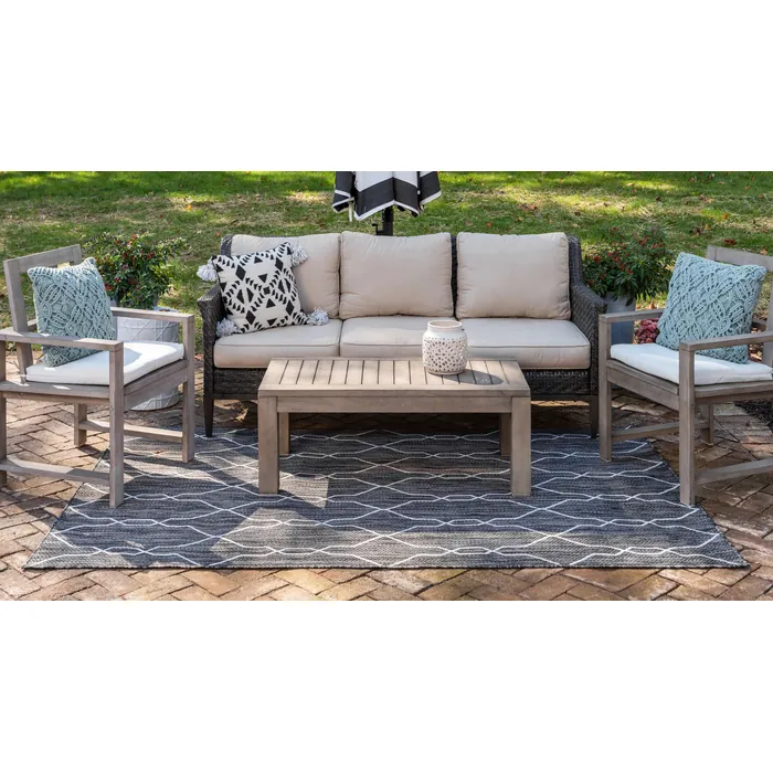 Unique-Loom-3148838-2